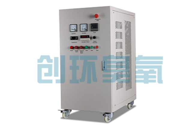 信阳冬季养殖场密闭消毒双赢方案:臭氧发生器在工厂化水产与畜牧场景的安全应用